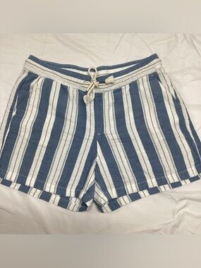 Old Navy Blue & White Striped High-Waist pull on cotton Drawstring Shorts